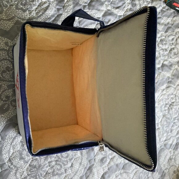 Vintage Yankee soft lunch box with Lays logo - Picture 6 of 7